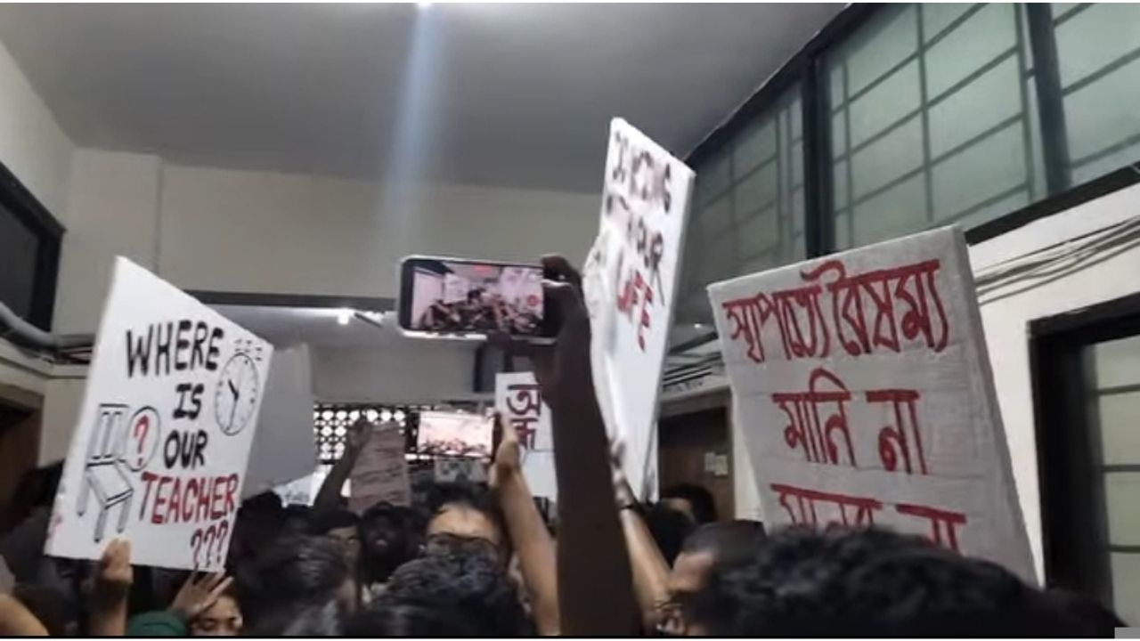 গোবিপ্রবিতে স্থানীয় এমপির হস্তক্ষেপে ভিসি অবরোধমুক্ত
