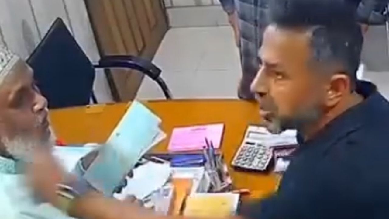 বরিশালে ব্যবসায়ীর অন্ডকোষ চেপে জোর করে চেক ও স্ট্যাম্পে  স্বাক্ষর আদায় করা ব্যক্তি গ্রেফতার