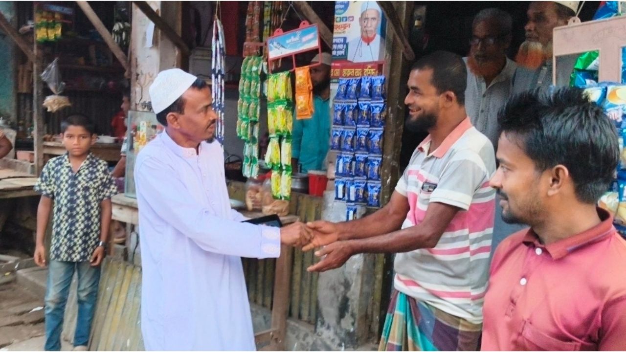 জিয়ানগরে সমর্থকদের নিয়ে ইউপি নির্বাচনে মনোনয়ন প্রত্যাশী আব্দুল জলিল শেখের জনসংযোগ ও পথসভা