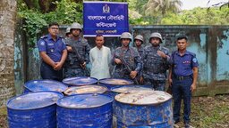 হাতিয়ায় যৌথ বাহিনীর অভিযানে ১৬০০ লিটার ডিজেল জব্দ, গ্রেপ্তার ১