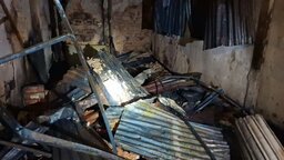 নেত্রকোণায় তেল–গ্যাস সিলিন্ডারের দোকানে আগুন, পুড়ে ছাই ৫ ব্যবসাপ্রতিষ্ঠান