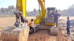 ফরিদপুরে ফসলি জমি থেকে মাটি কাটার অভিযোগে ভ্রম্যমান আদালতের জরিমানা