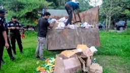 শ্রীপুরে নকল প্রসাধনী অভিযানে ৫ লাখ টাকা জরিমানা, ২০ লাখ টাকার পণ্য ধ্বংস করেছে র‍্যাব