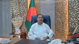 ভঙ্গুর অর্থনীতি সামাল দেওয়াই সরকারের সবচেয়ে বড় চ্যালেঞ্জ : তথ্যমন্ত্রী
