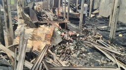 নোয়াখালীর সোনাইমুড়ীতে আগুনে পুড়ে ছাই ৭ দোকান