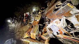 নেপালে যাত্রীবাহী বাস নদীতে পড়ে ১৮ জন নিহত