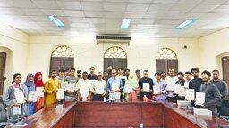 জবি প্রশাসনের বছর পূর্তি : জবিসাসের ম্যাগাজিন 'সম্বর্ত'র মোড়ক উন্মোচন