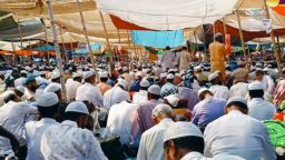 চরমোনাইতে  অনুষ্ঠিত হলো বাংলাদেশের সর্ব বৃহৎ জুমার নামাজের জামাত