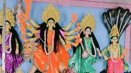 বাকেরগঞ্জে উৎসবমুখর পরিবেশে মহাসপ্তমীর পূজা সম্পন্ন