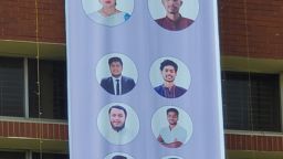 অব্যাহতি দেয়া সেই মেহেদী গকসুর অভিষেক ব্যানারে, ক্ষুব্ধ শিক্ষার্থীরা