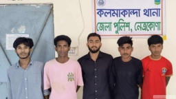 ভারতে প্রবেশের চেষ্টায় ধরা পড়লেন পাঁচ যুবক