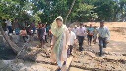 নলছিটির নদীভাঙন কবলিত এলাকা পরিদর্শনে এমপি জীবা আমিনা খান