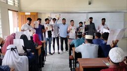 মাগুরার শ্রীপুরে ছাত্রদলের উদ্যোগে শিক্ষার্থীদের মাঝে শিক্ষা উপকরণ বিতরণ