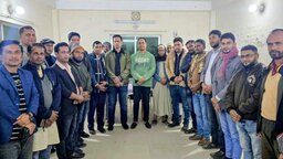 বাকেরগঞ্জ থানার নবাগত ওসির সঙ্গে সাংবাদিকদের মতবিনিময়