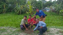 কোটালীপাড়ার সাদুল্লাপুরে প্রধানমন্ত্রীর কর্মসূচির অংশ হিসেবে বৃক্ষরোপণ