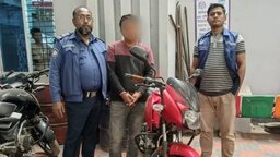 ফেনীতে ১৯৯০ পিস ইয়াবা ও মোটরসাইকেলসহ মাদক কারবারি গ্রেফতার