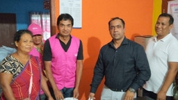 বিলাইছড়িতে ব্র্যাকের উদ্যোগে ত্রাণ বিতরণ
