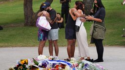 সিডনির বন্ডি সৈকতে সন্ত্রাসী হামলায় নিহতের সংখ্যা বেড়ে ১৬