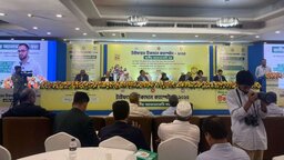 সকল শিশুকে টাইফয়েড টিকা দেওয়ার আহ্বান স্বাস্থ্য উপদেষ্টার