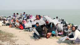 “আইজ এই কম্বল পাইয়া মনে অইছে, রাইতে ঘুমডা আরামের হবেন।