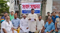 পাইকগাছায় সংবাদ সম্মেলন করে আ.লীগ ছাড়লেন বাবু গাইন