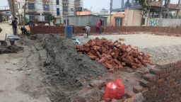 ব্রাহ্মণবাড়িয়ায় জোরপূর্বক জমি দখল করে দেয়াল নির্মাণের অভিযোগ
