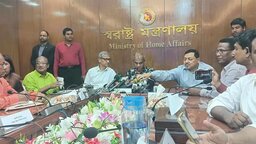 জাতীয় নির্বাচনের মডেল হিসেবে কাজ করবে ডাকসু: স্বরাষ্ট্র উপদেষ্টা