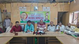 ভালুকায় বিএনপি নেতার বিরুদ্ধে অপপ্রচারের প্রতিবাদে সংবাদ সম্মেলন