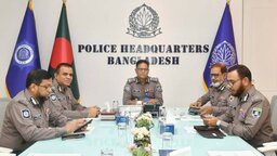 চাঁদাবাজির বিরুদ্ধে জিরো টলারেন্স, পুলিশকে কড়া বার্তা আইজিপির