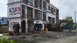 কর্ণফুলী টানেল সংযোগ সড়কে অনিয়ম