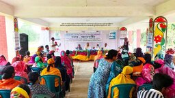 পাথরঘাটায় নিরাপদ পানি নিশ্চিত ও বাল্যবিবাহ প্রতিরোধে গণশুনানি