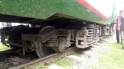 ঢাকা-ময়মনসিংহ-জামালপুর রুটে ট্রেন চলাচল বন্ধ