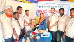 বকশীগঞ্জে অসহায় পরিবারের পাশে বিসমিল্লাহ ফাউন্ডেশন