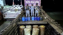 হাতিয়াতে শুল্ক-কর ফাঁকি দেওয়া তেলসহ বোট জব্দ