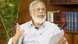 গ্রেপ্তার হলেন সাবেক প্রধান বিচারপতি খায়রুল হক — ‘গণতন্ত্র ধ্বংসের মূল কারিগর’