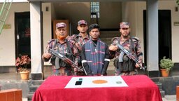 যশোরে ৩,৭৮২ পিস ইয়াবাসহ যুবক আটক