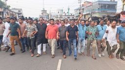 যুবদলের কেন্দ্রীয় কমিটি ঘোষণাকে স্বাগত জানিয়ে নড়াইলে আনন্দ মিছিল