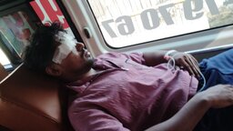 টুঙ্গিপাড়ায় জমি নিয়ে বিরোধ, বাড়িতে ঢুকে প্রবাসীকে কুপিয়ে জখম