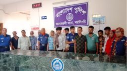 মনোহরদীতে বিশেষ অভিযানে জুয়া খেলার আসর ভেঙে দিল পুলিশ, আটক-৭