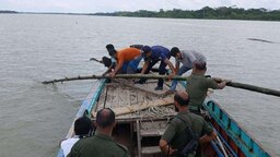 রাজাপুরে জাটকা নিধন প্রতিরোধে মোবাইল কোর্ট, ১১টি বেহুন্দি জালের স্থাপনা ধ্বংস