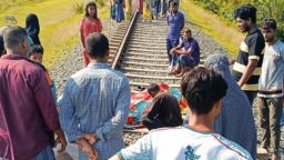 গোপালগঞ্জে ট্রেন দুর্ঘটনায় এক যুবক নিহত