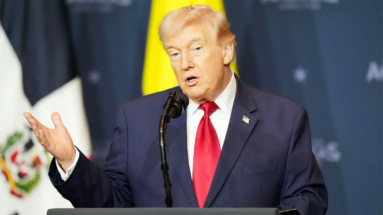 ইরান চায় হরমুজ খোলা থাকুক, কিন্তু সেক্ষেত্রে চুক্তি হবে না : ট্রাম্প