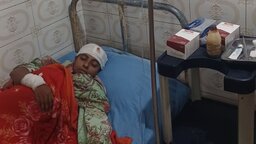 রায়পুরে নারী উদ্যোক্তার পার্লারে হামলা ও লুটপাট, মালিককে কুপিয়ে জখম