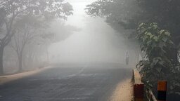 ১০ জেলায় শৈত্যপ্রবাহ, ঘন কুয়াশায় ব্যাহত হতে পারে যান চলাচল