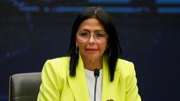 ভেনেজুয়েলার অন্তর্বর্তী প্রেসিডেন্ট ডেলসি রদ্রিগেজ