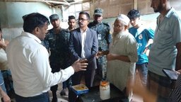 ব্রাহ্মণবাড়িয়ায় পেটিসে তেলাপোকা, শাহী বেকারিকে ১ লাখ টাকা জরিমানা