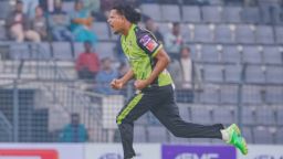 সাকিবকে পেছনে ফেলে বিপিএলে নতুন রেকর্ড নাসুমের