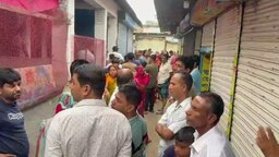 মাদারীপুরে ৬ স্বর্ণের দোকানে দুর্ধর্ষ ডাকাতি, কোটি টাকার স্বর্ণালঙ্কার লুট