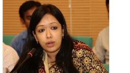 বিএনপি থেকে পদত্যাগ করে হলেও স্বতন্ত্র নির্বাচন করবেন রুমিন ফারহানা