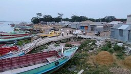 মাদারীপুরে আদালতের নির্দেশ অমান্য করেই হাটের খাস আদায়ের অভিযোগ